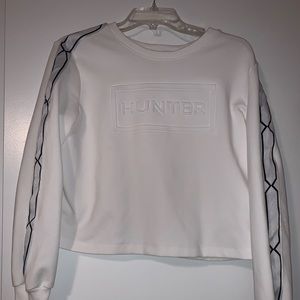 HUNTER sweater